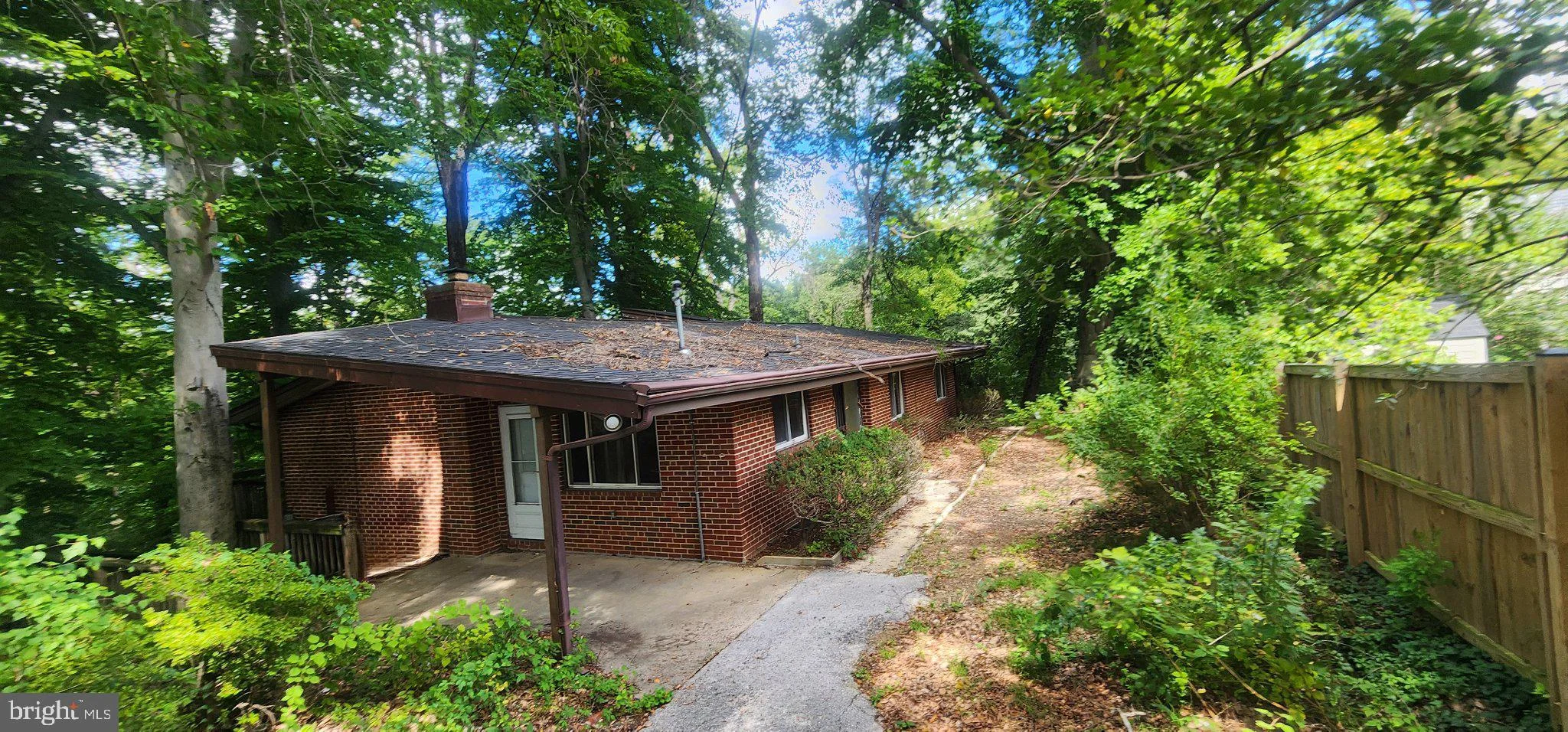 5818 Greenspring Ave Ave