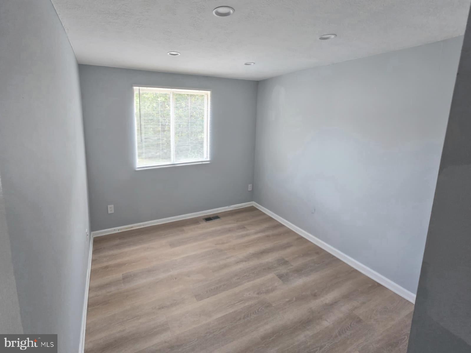 OLD BRIDGE ESTATES - Residential