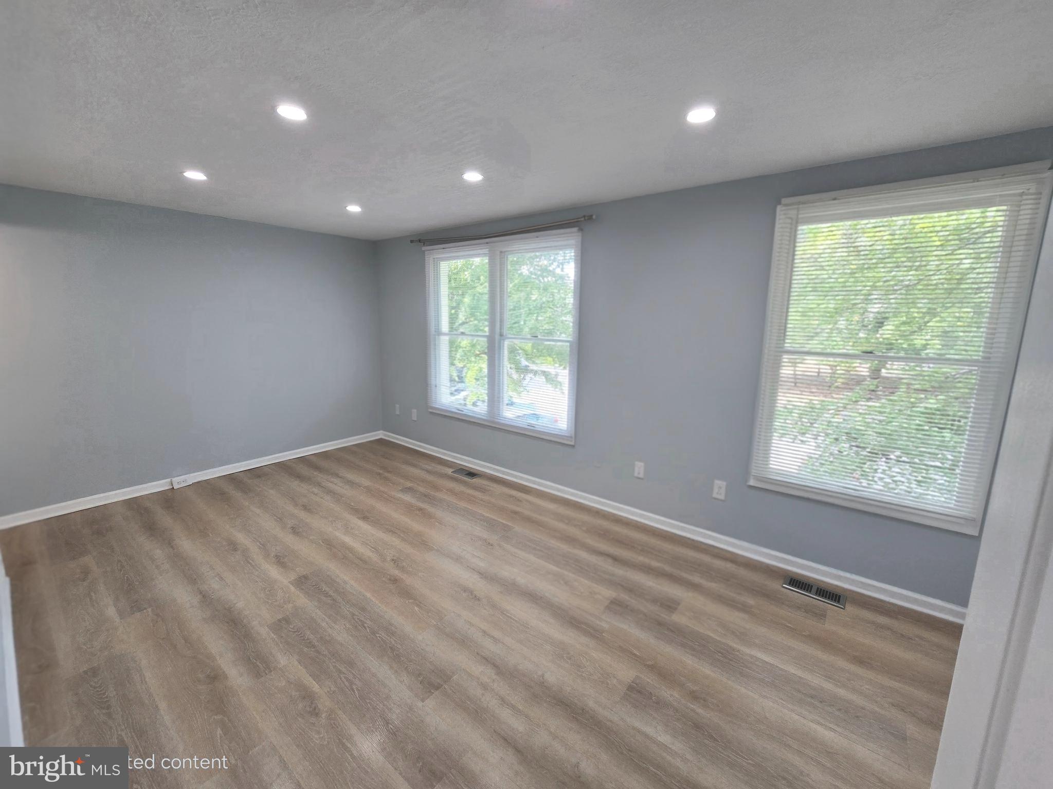 OLD BRIDGE ESTATES - Residential