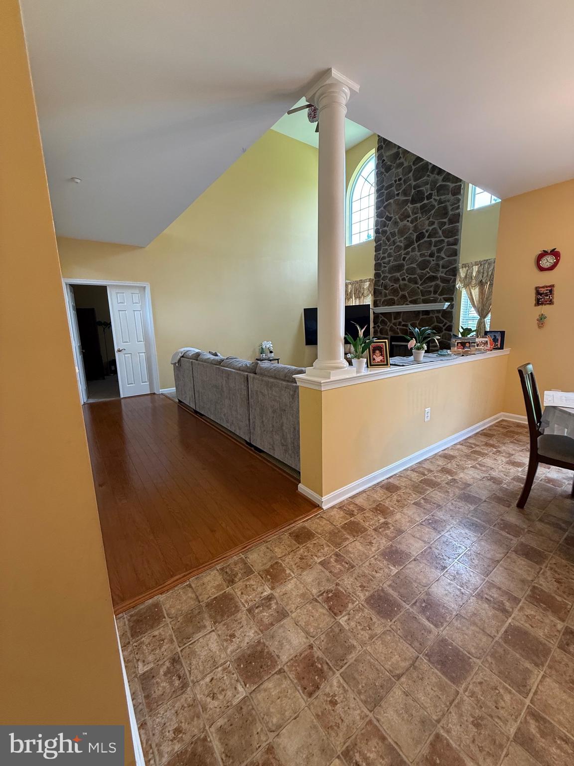 MANCHESTER FARMS - Residential