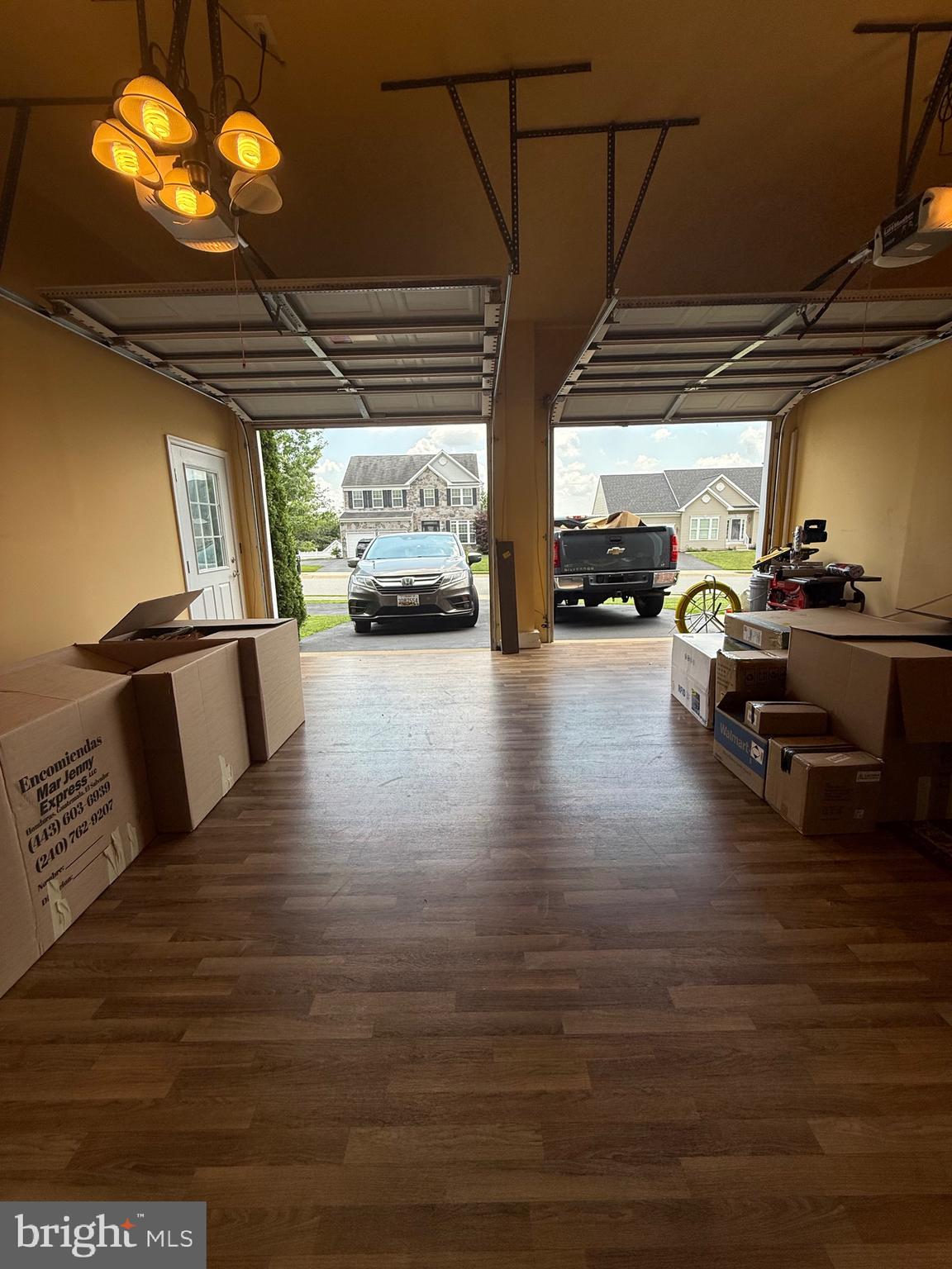 MANCHESTER FARMS - Residential