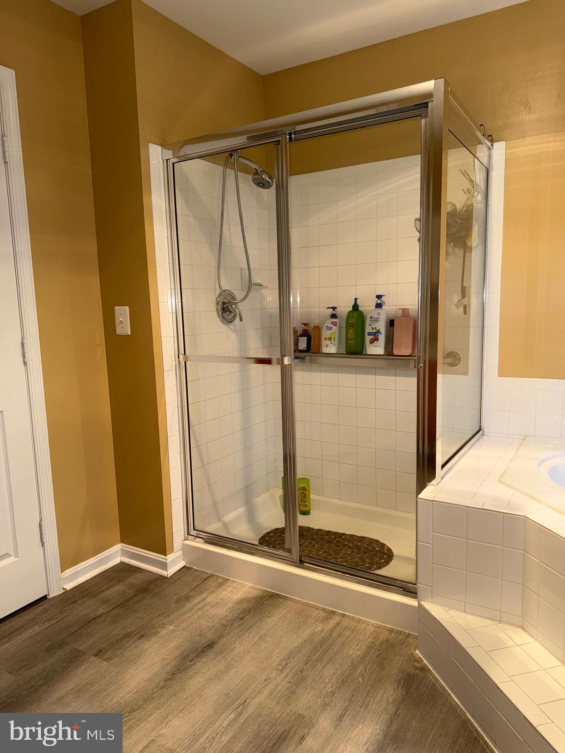 MANCHESTER FARMS - Residential