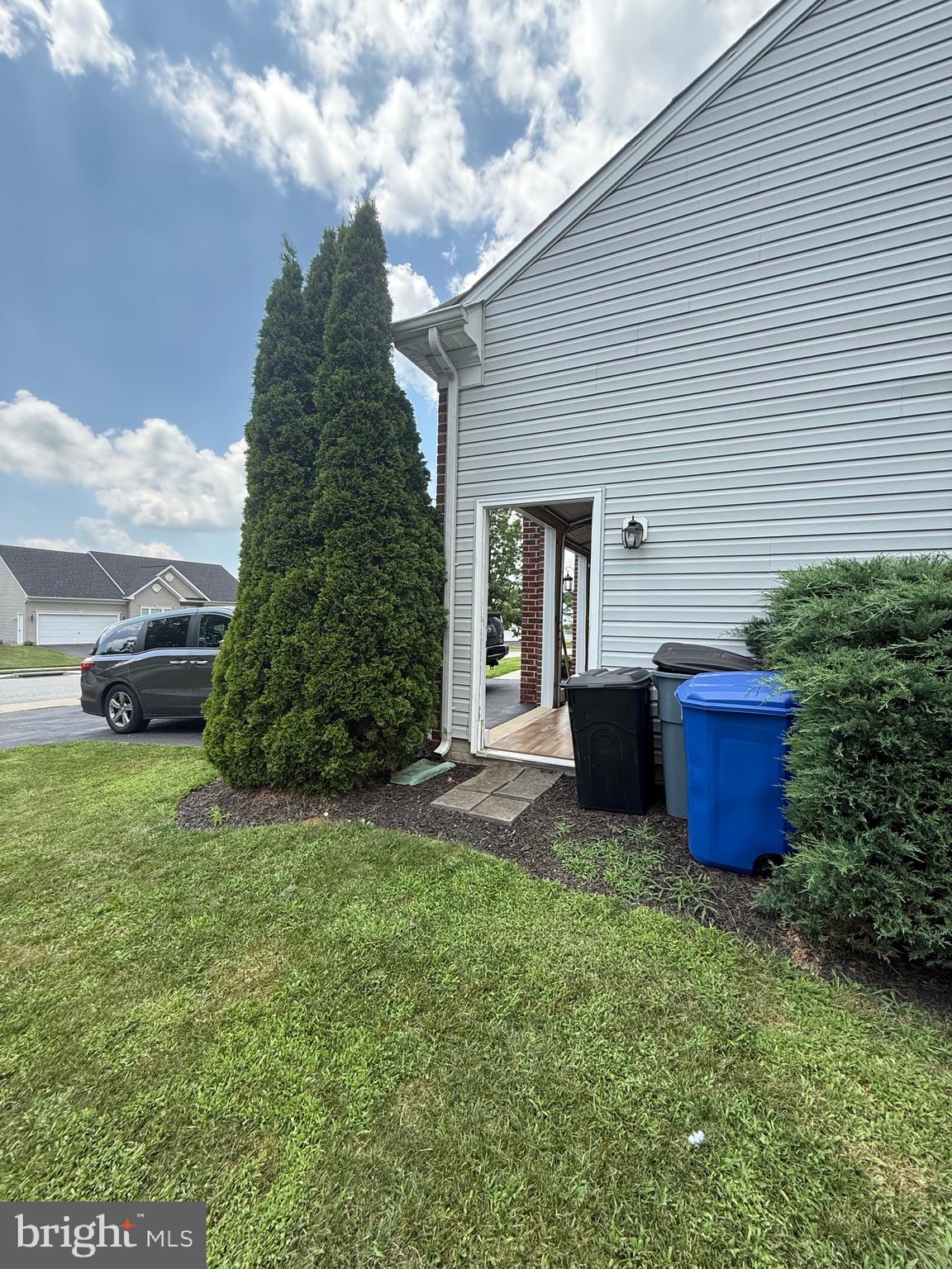 MANCHESTER FARMS - Residential