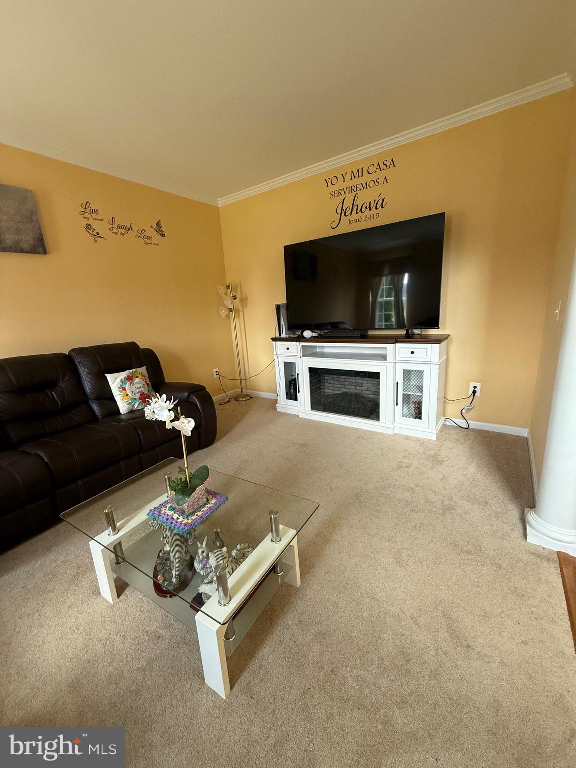 MANCHESTER FARMS - Residential