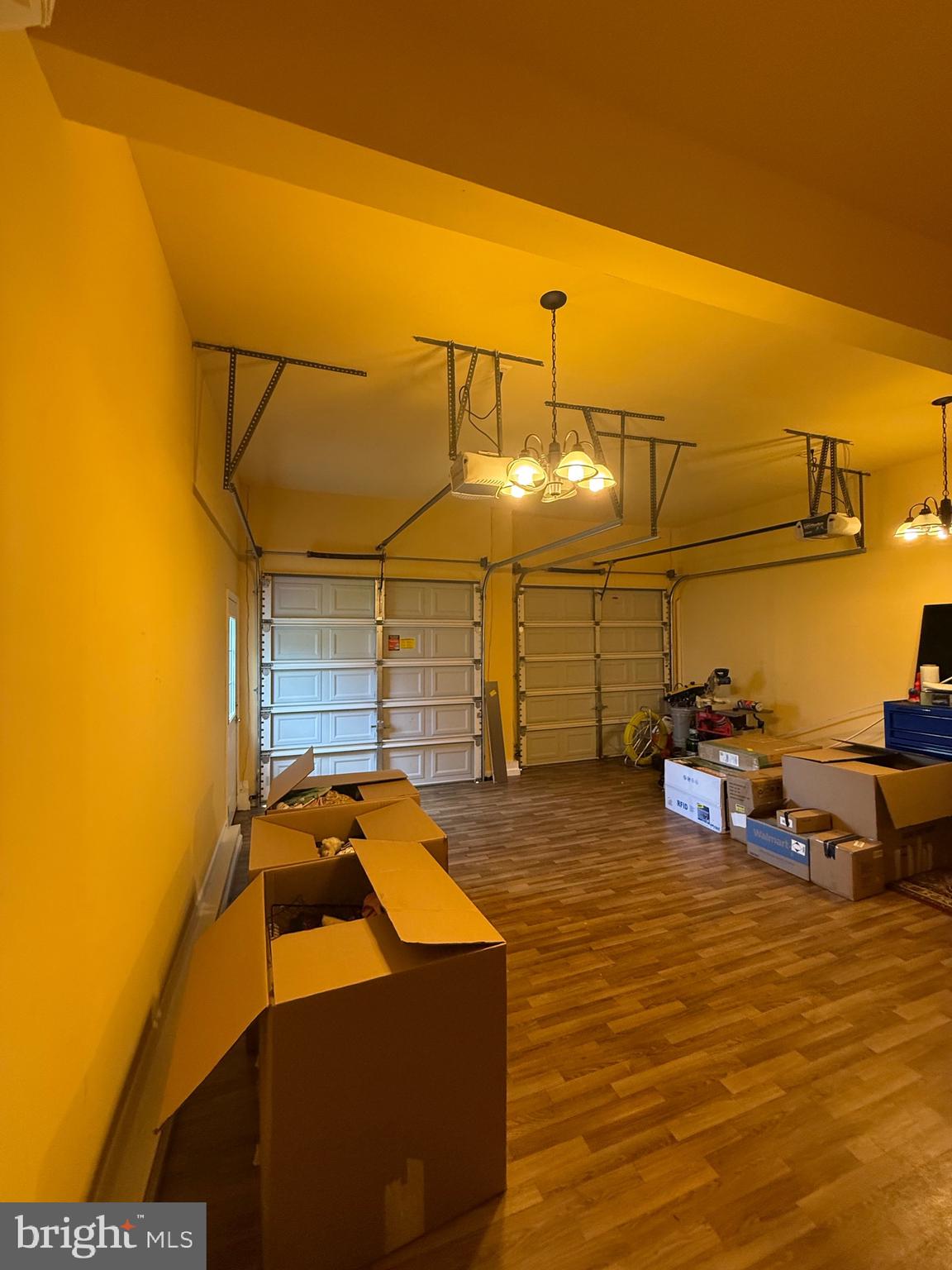 MANCHESTER FARMS - Residential