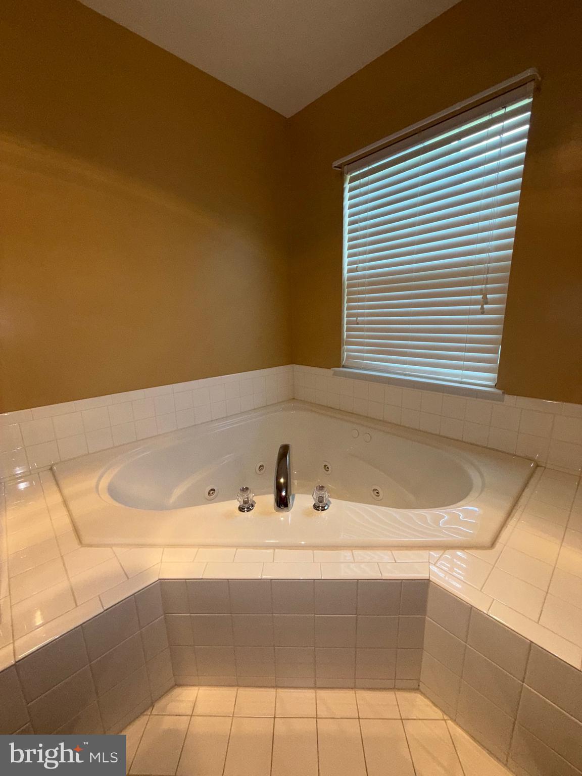 MANCHESTER FARMS - Residential