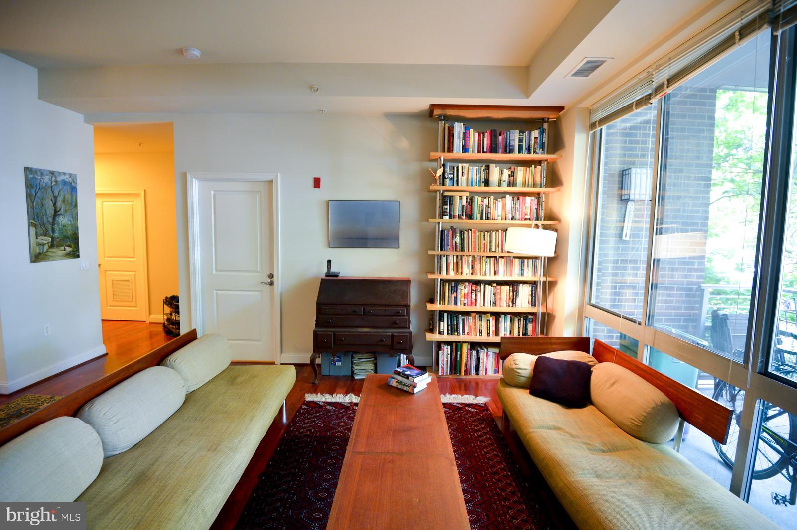 BYRON CONDOMINIUM - Residential