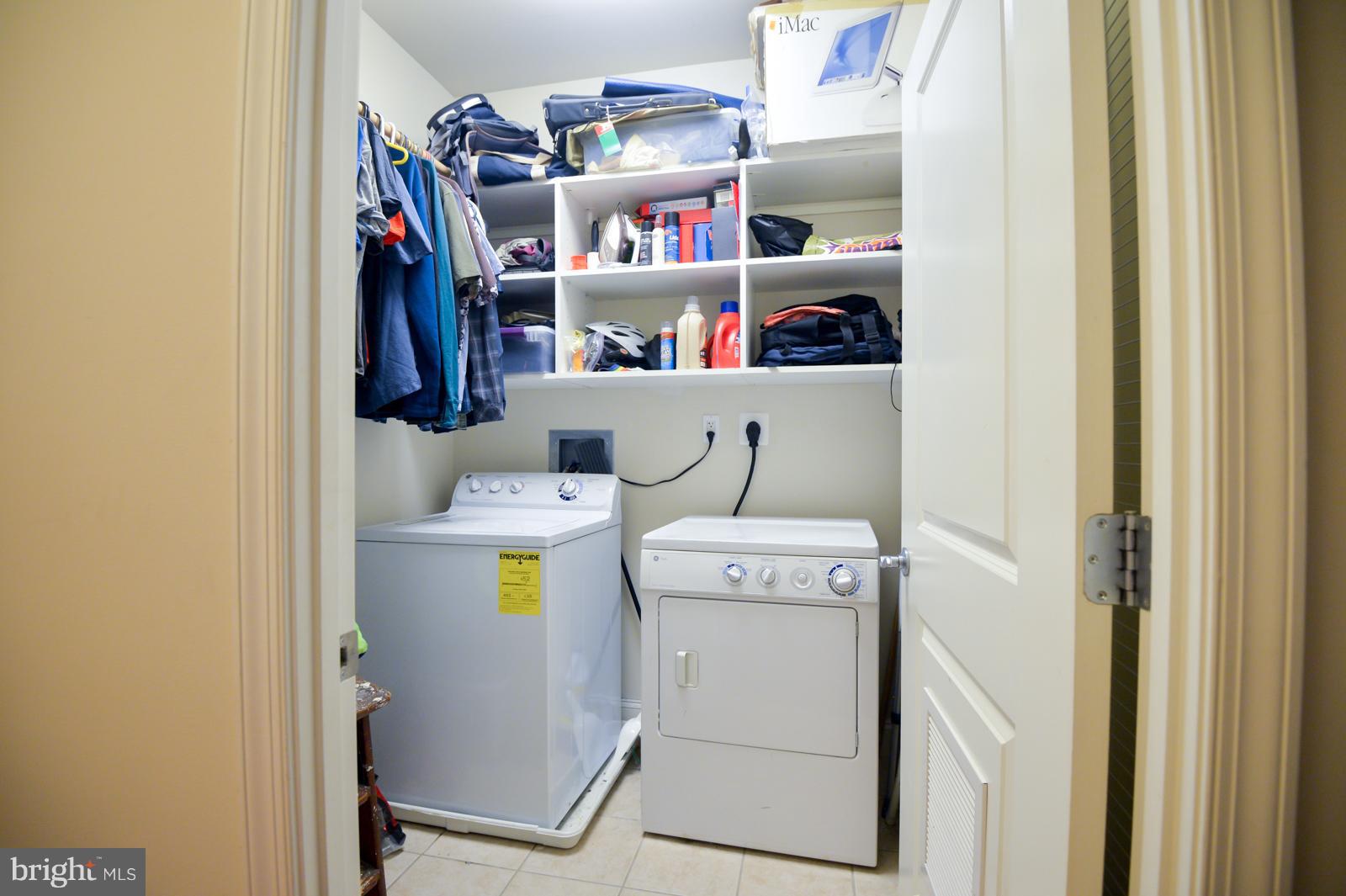 BYRON CONDOMINIUM - Residential