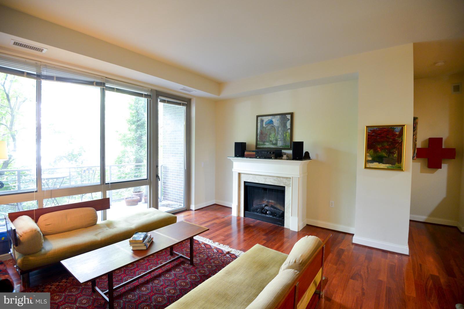 BYRON CONDOMINIUM - Residential