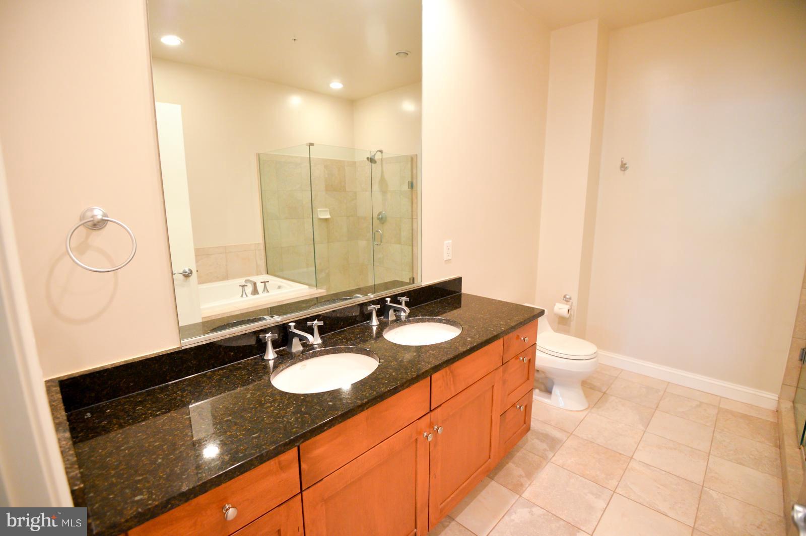 BYRON CONDOMINIUM - Residential