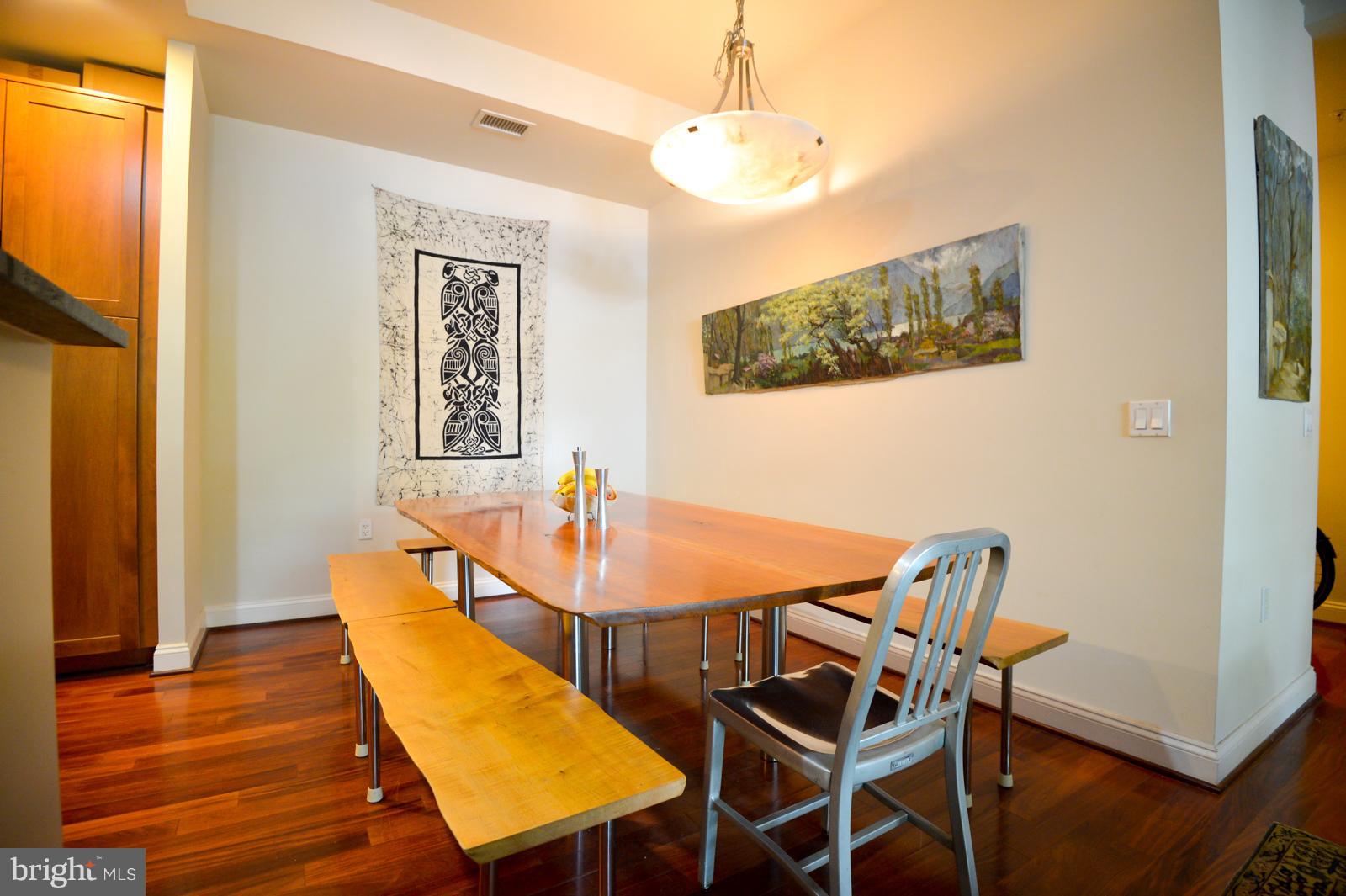 BYRON CONDOMINIUM - Residential