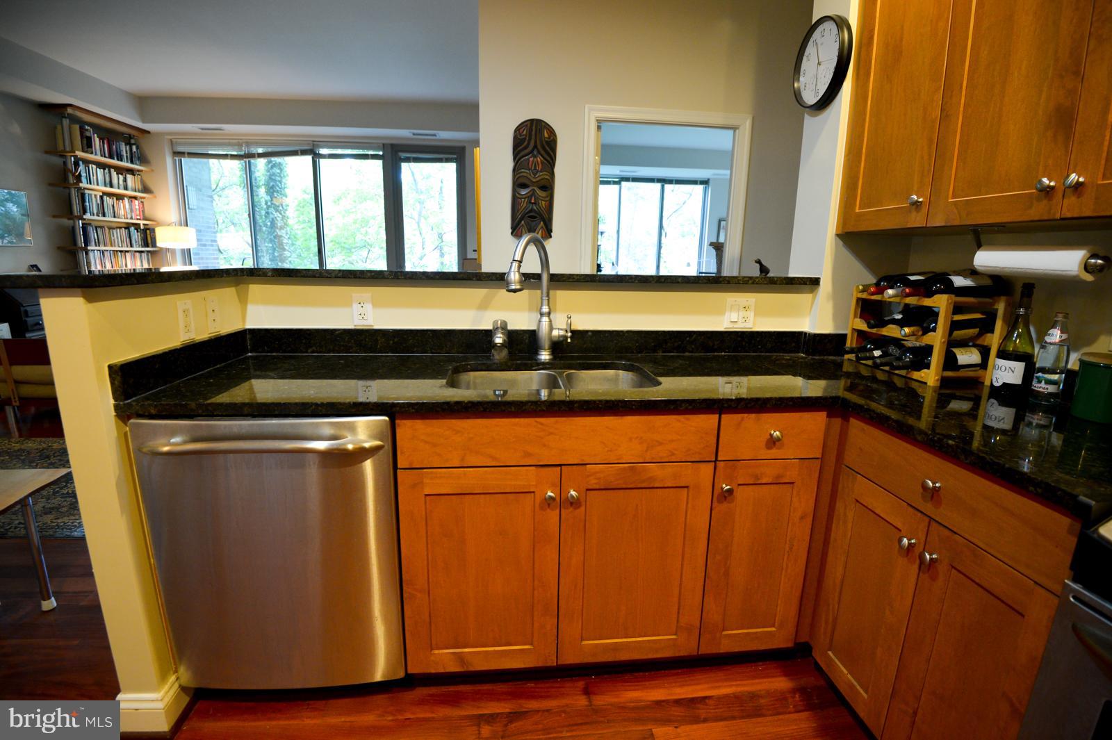 BYRON CONDOMINIUM - Residential