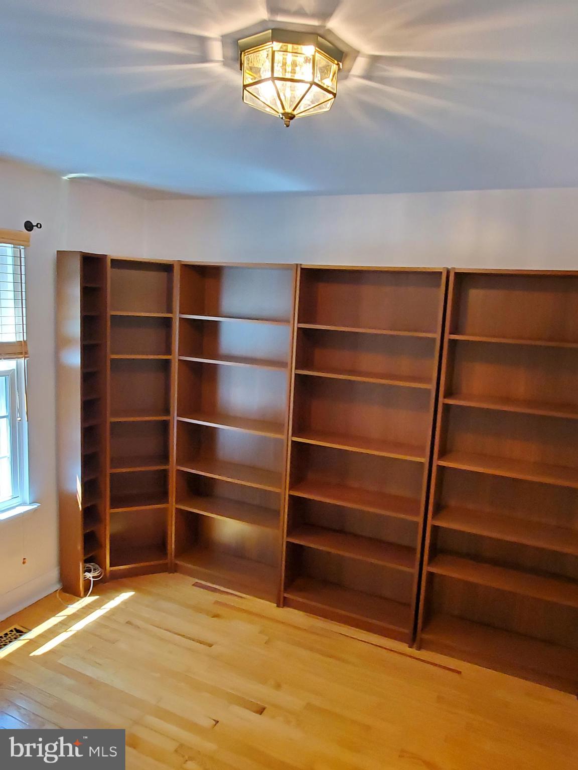 PINEY ORCHARD - Residential Lease