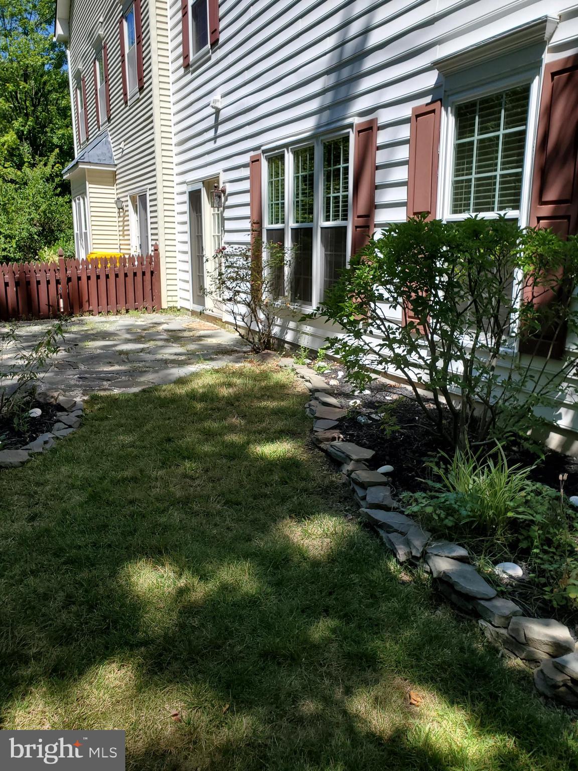 PINEY ORCHARD - Residential Lease