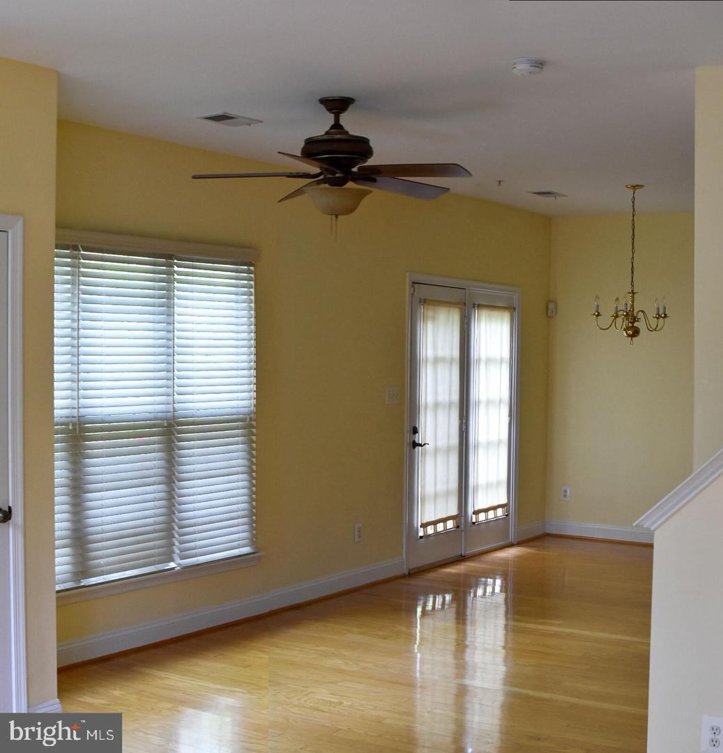 PINEY ORCHARD - Residential Lease