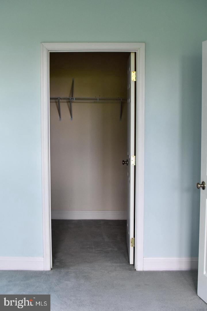 PINEY ORCHARD - Residential Lease