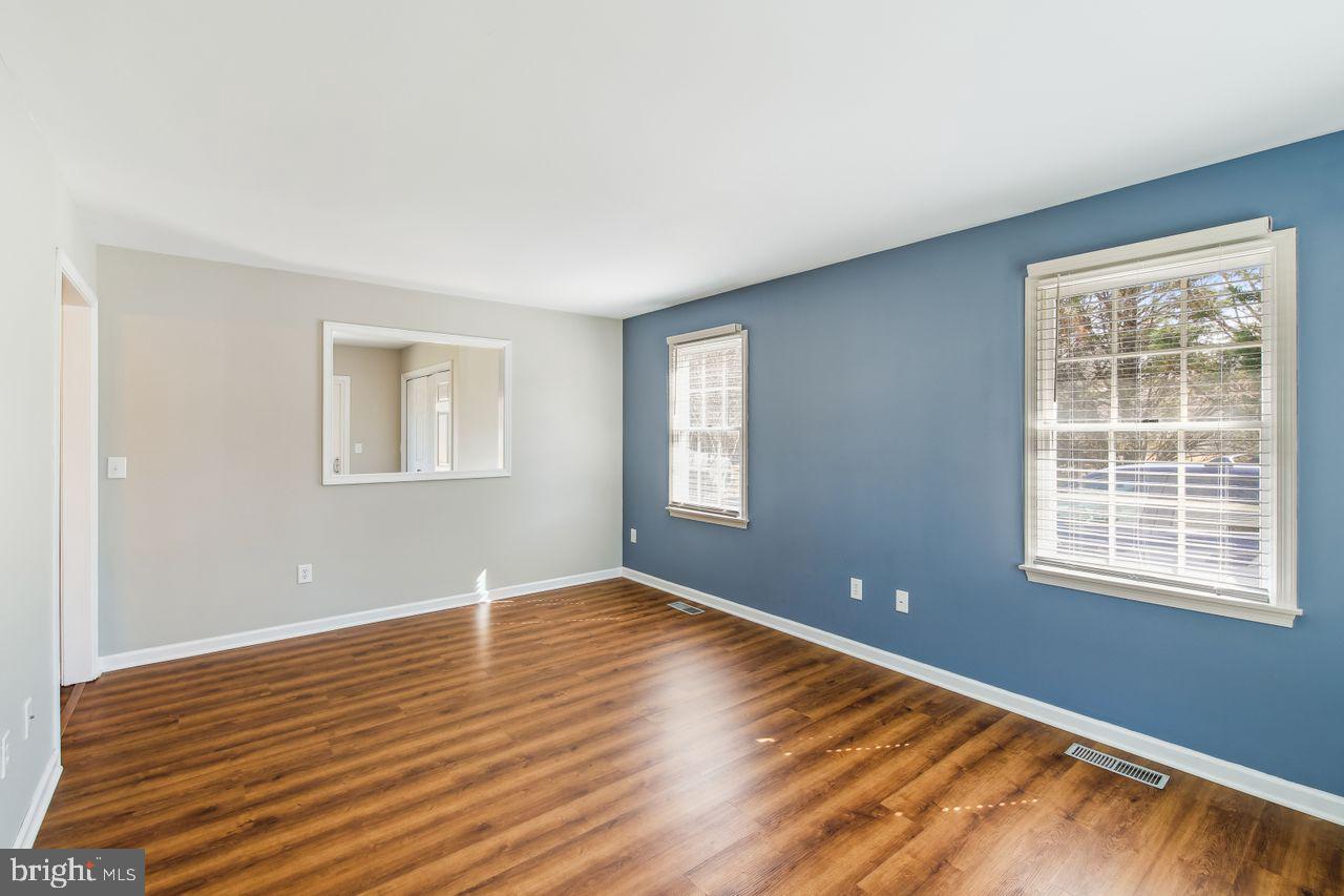 HUNTERS MILL - Residential