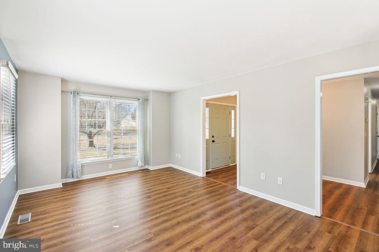 HUNTERS MILL - Residential