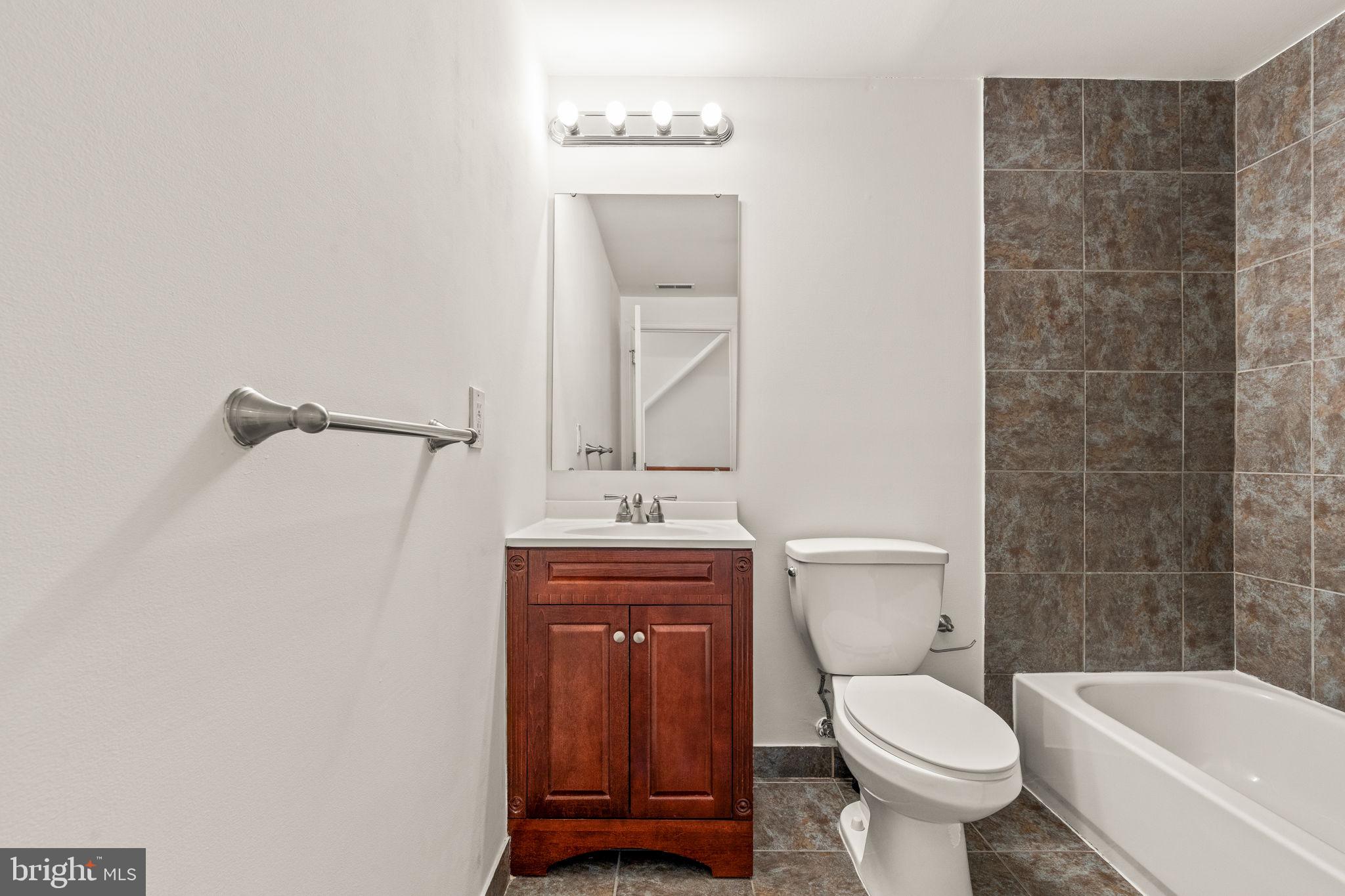 GRADUATE HOSPITAL - Residential