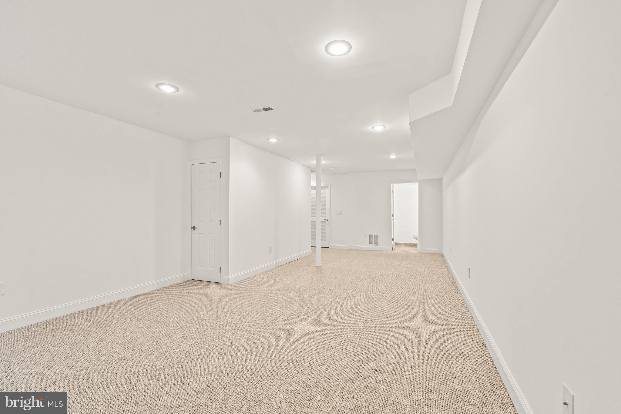 GRADUATE HOSPITAL - Residential