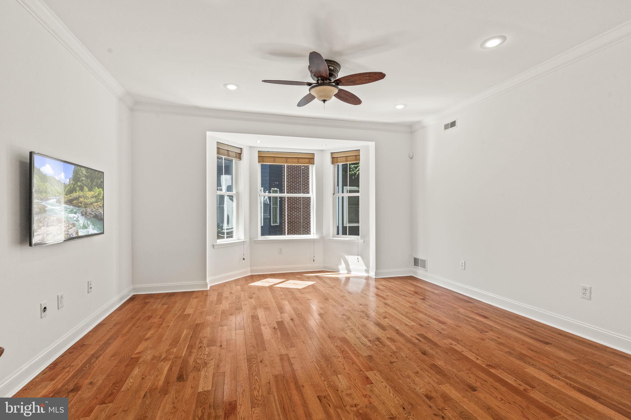 GRADUATE HOSPITAL - Residential