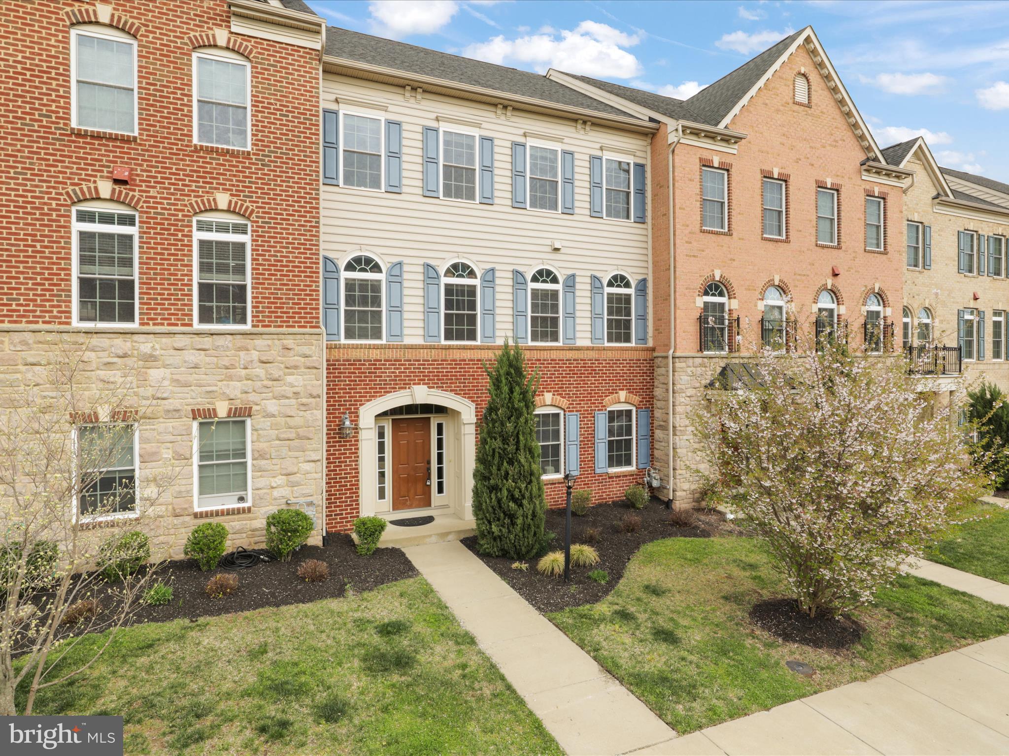 AVONLEA - Residential Lease