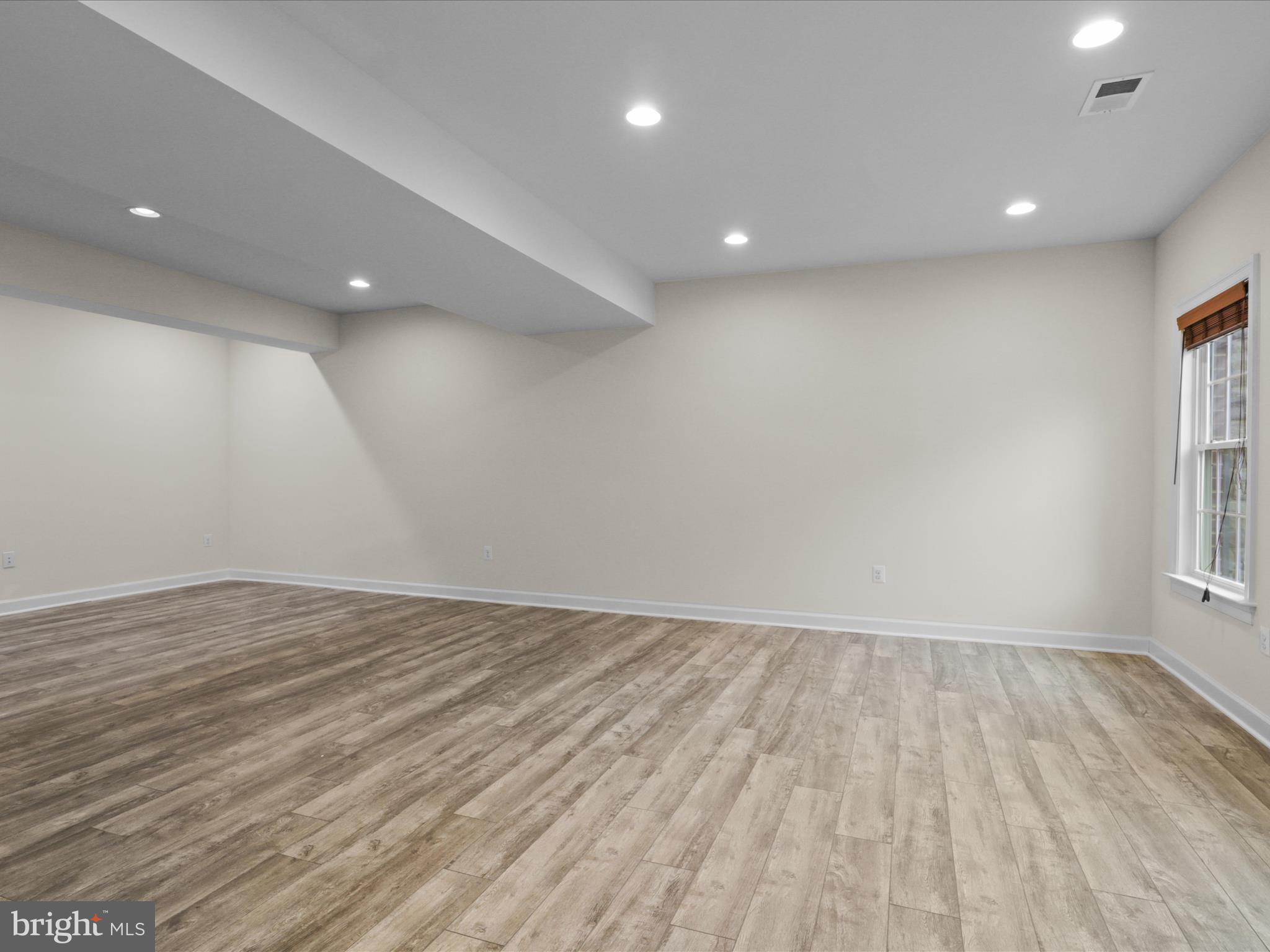 AVONLEA - Residential Lease