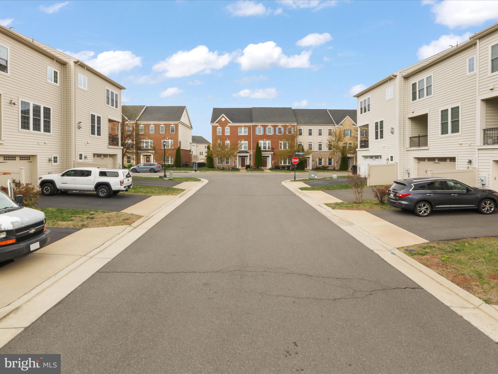 AVONLEA - Residential Lease