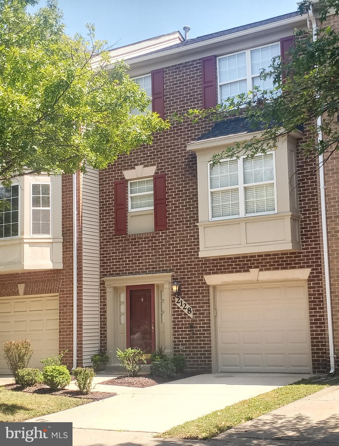 2128 ELM TREE LANE