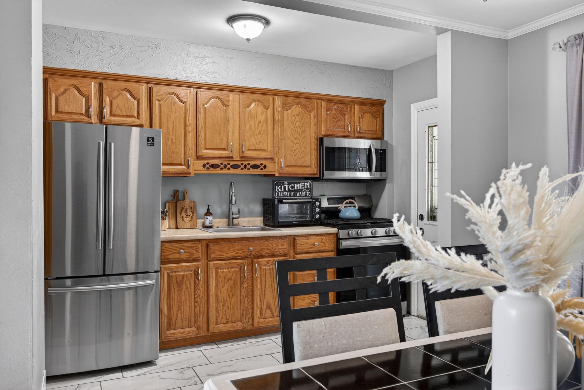 EASTWOOD - Residential