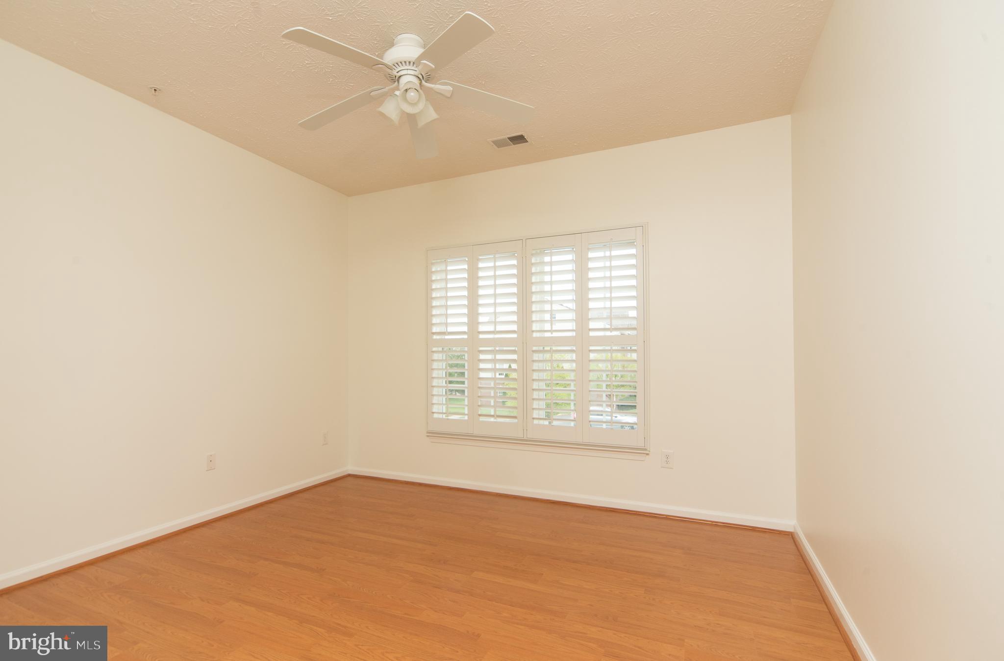 PINEY ORCHARD - Residential