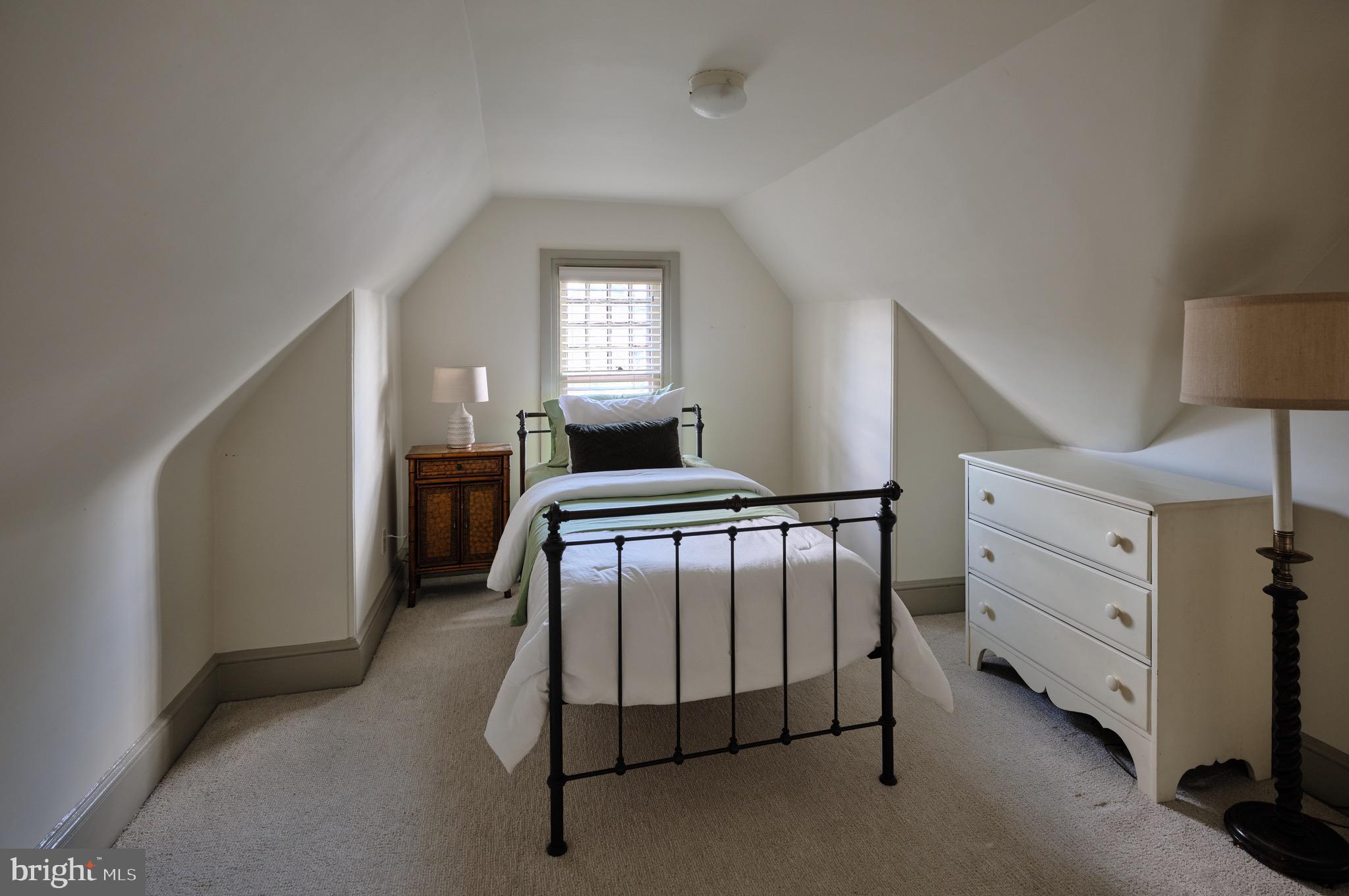 DOYLESTOWN BORO - Residential