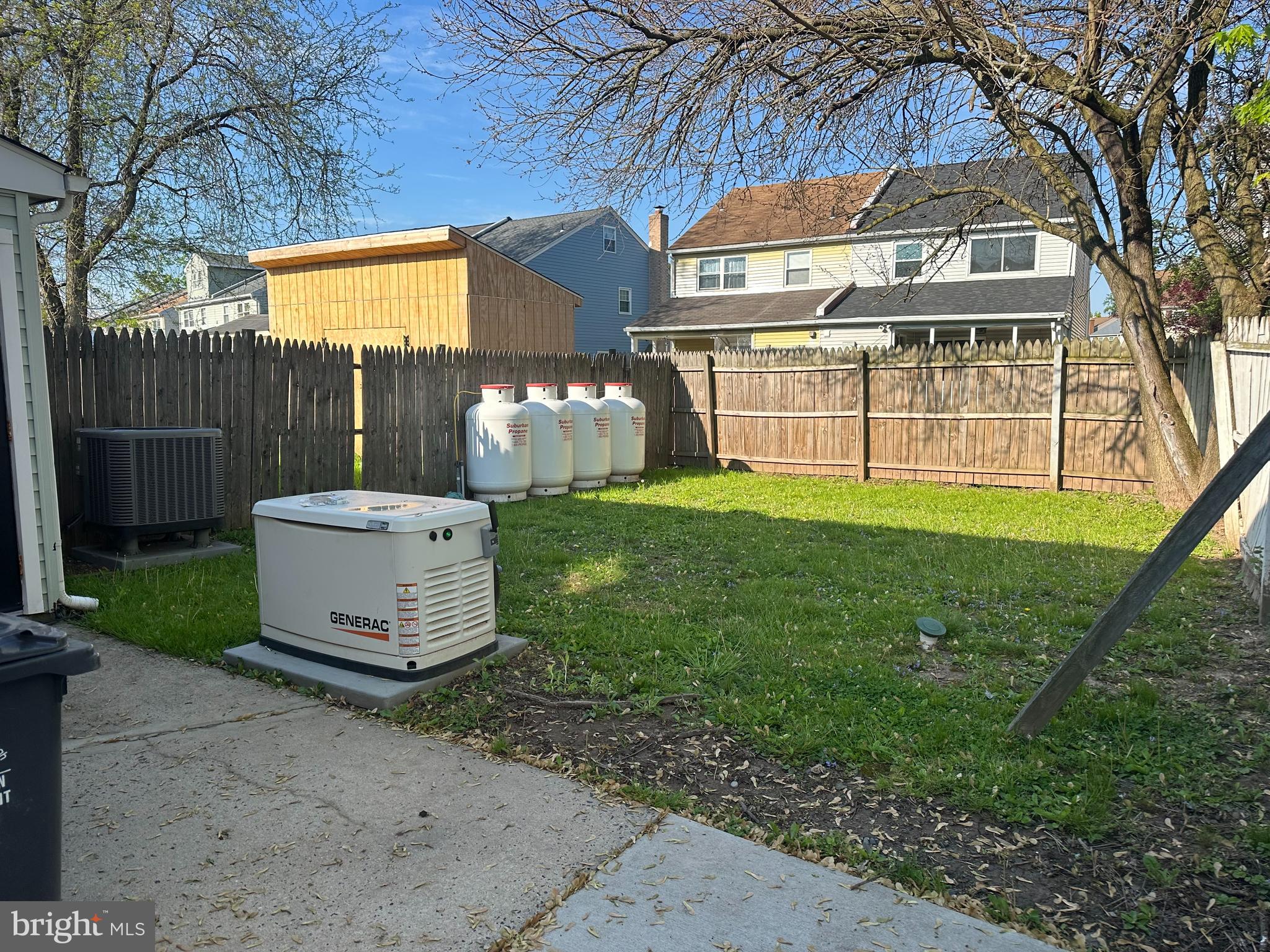 CEDAR GROVE ESTS - Residential