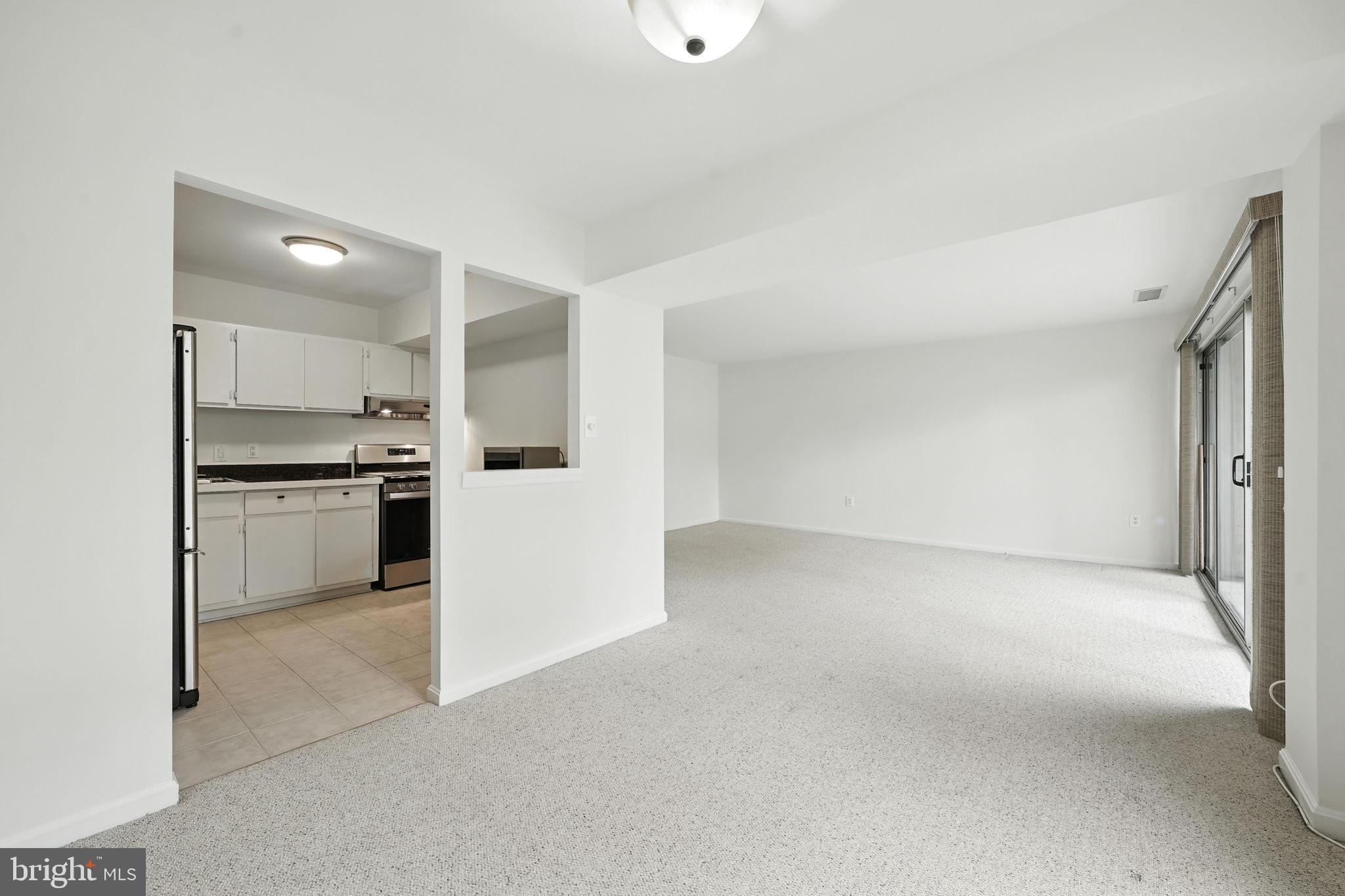 CANTERBURY SQUARE - Residential