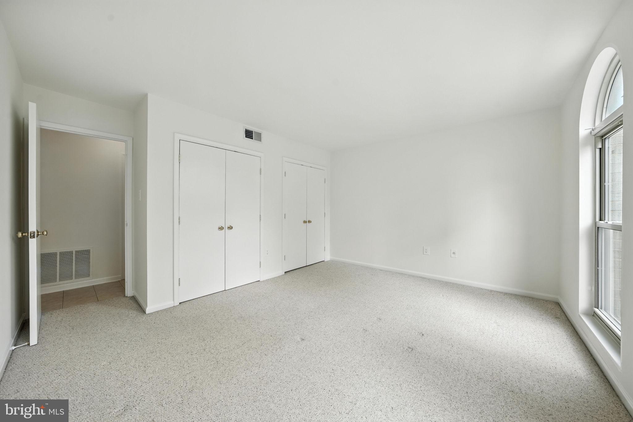 CANTERBURY SQUARE - Residential