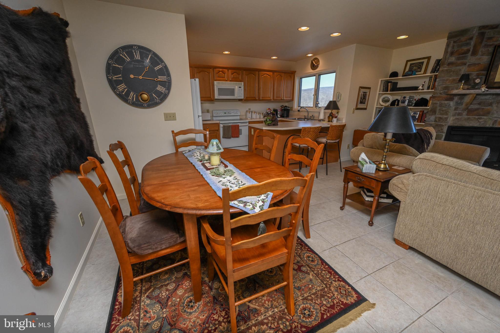 ROMAN RIDGE - Residential
