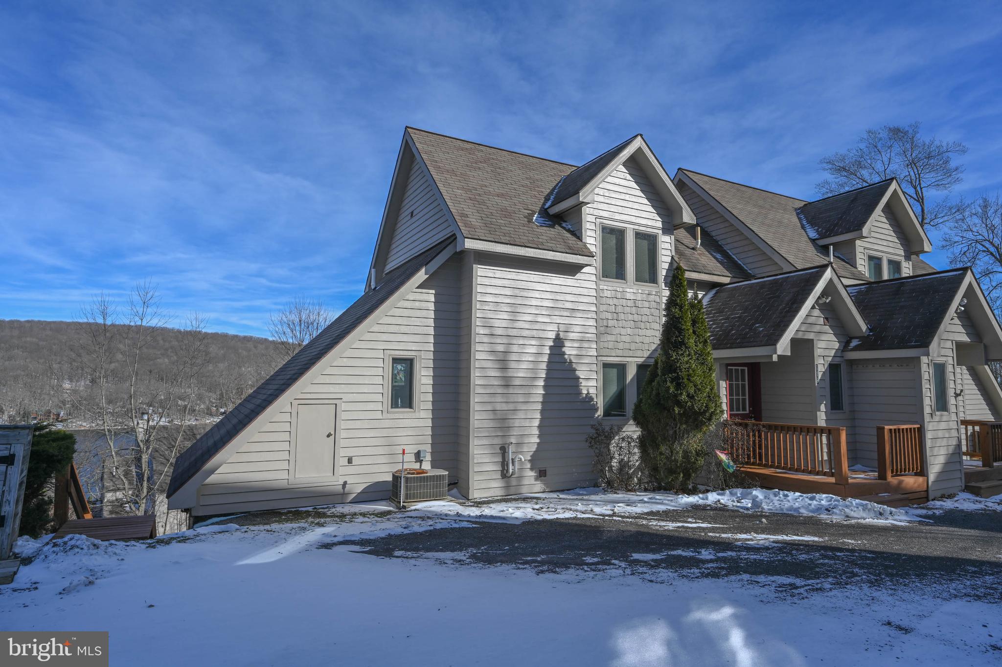 ROMAN RIDGE - Residential
