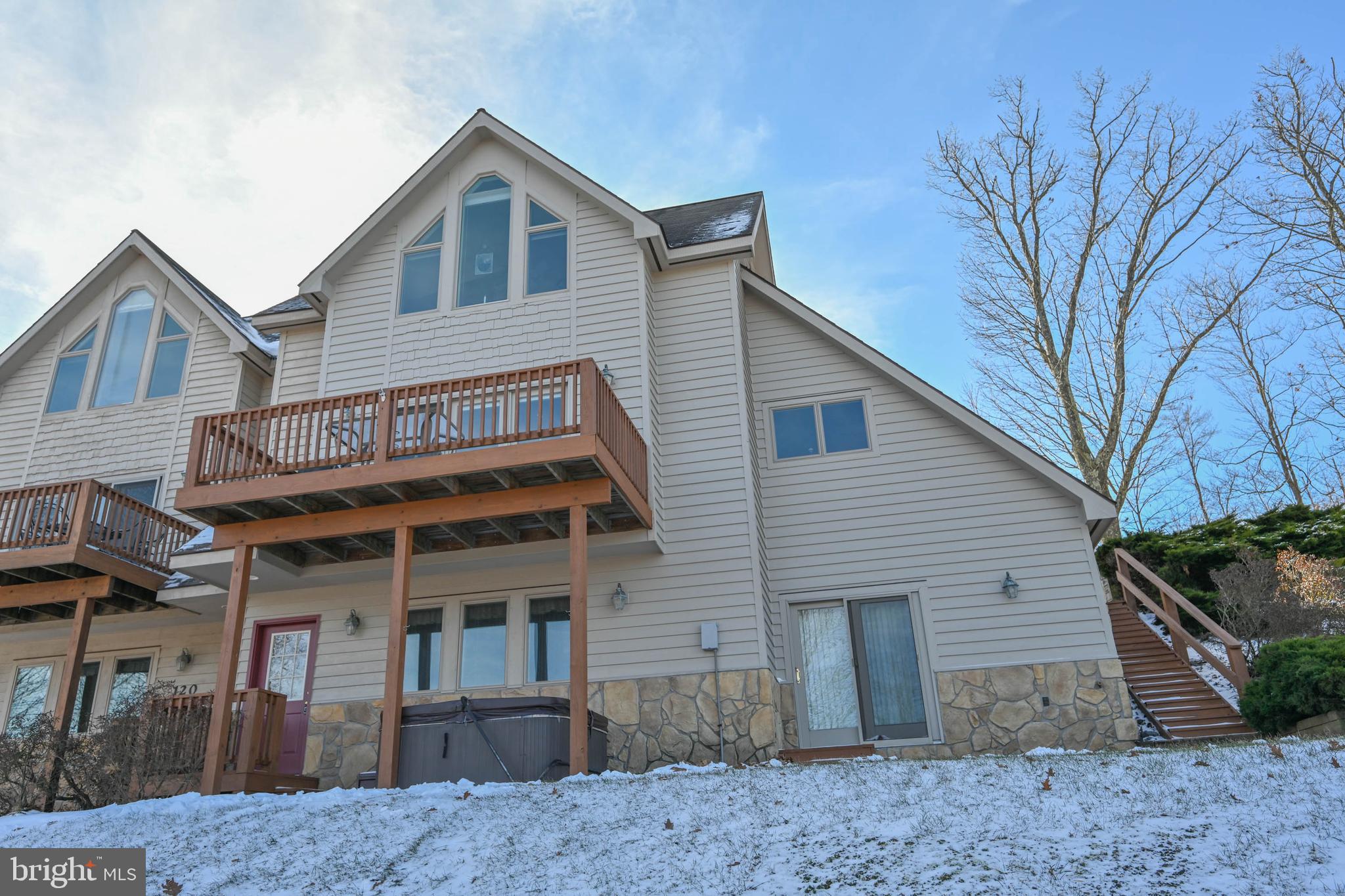 ROMAN RIDGE - Residential