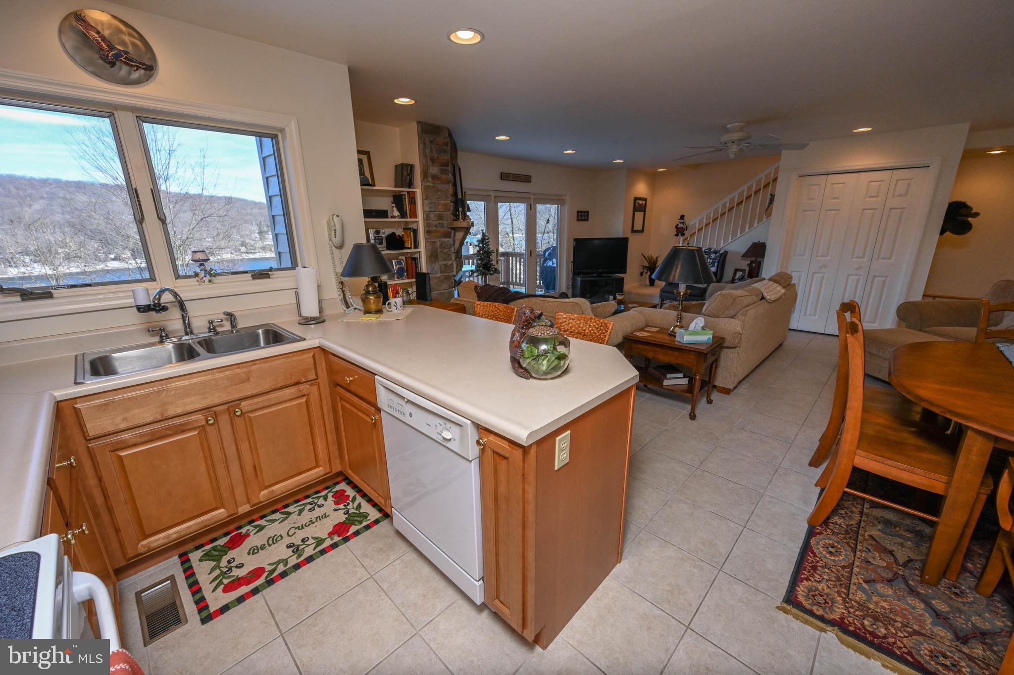 ROMAN RIDGE - Residential