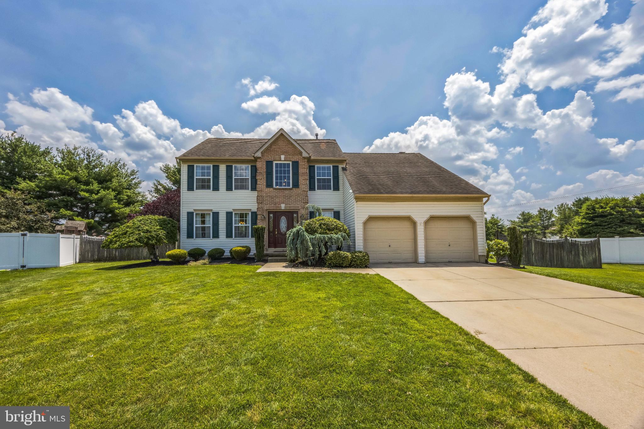 6 SPRING MILL COURT