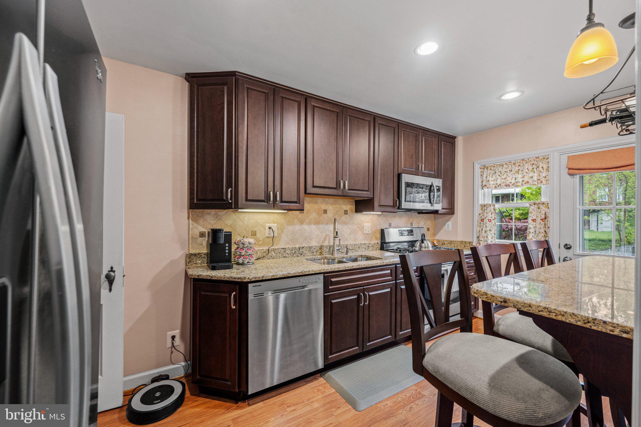 ACADEMY HEIGHTS - Residential