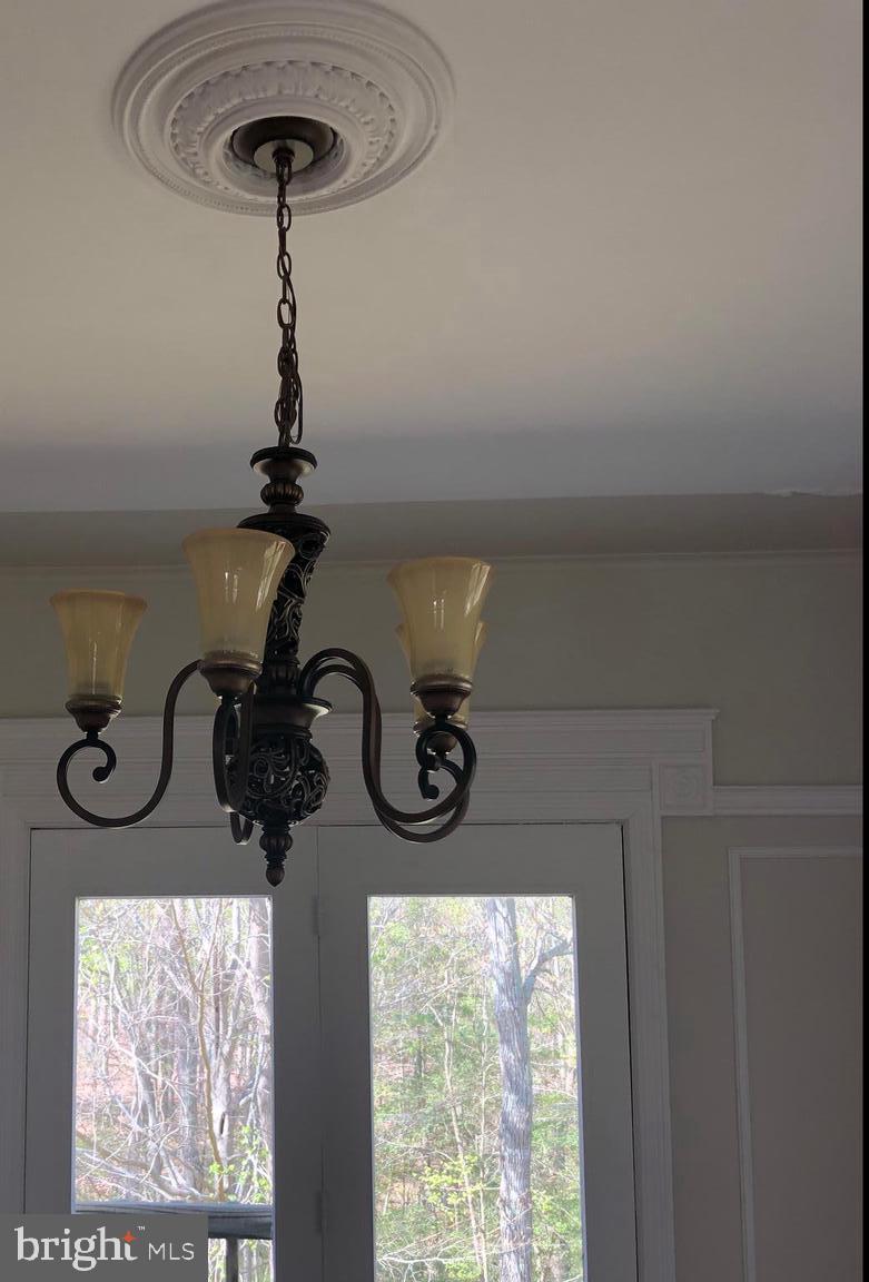 EAGLES NEST - Residential
