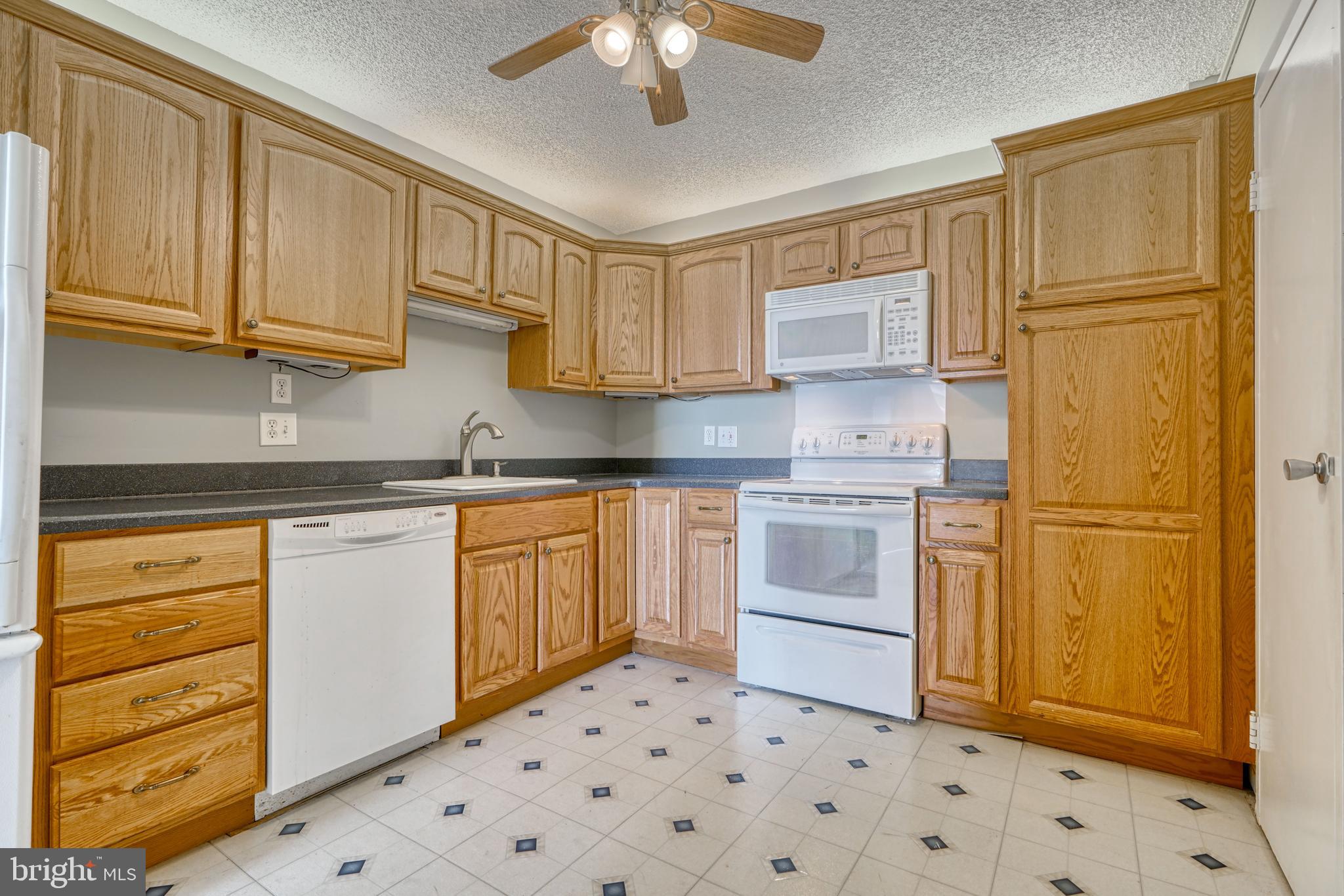 RIDGELY - Residential