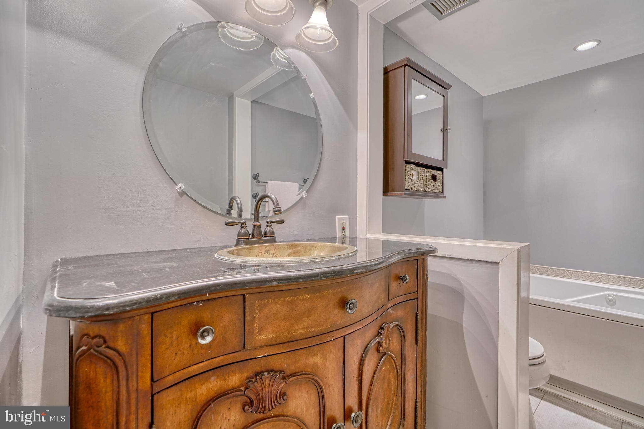 RIDGELY - Residential