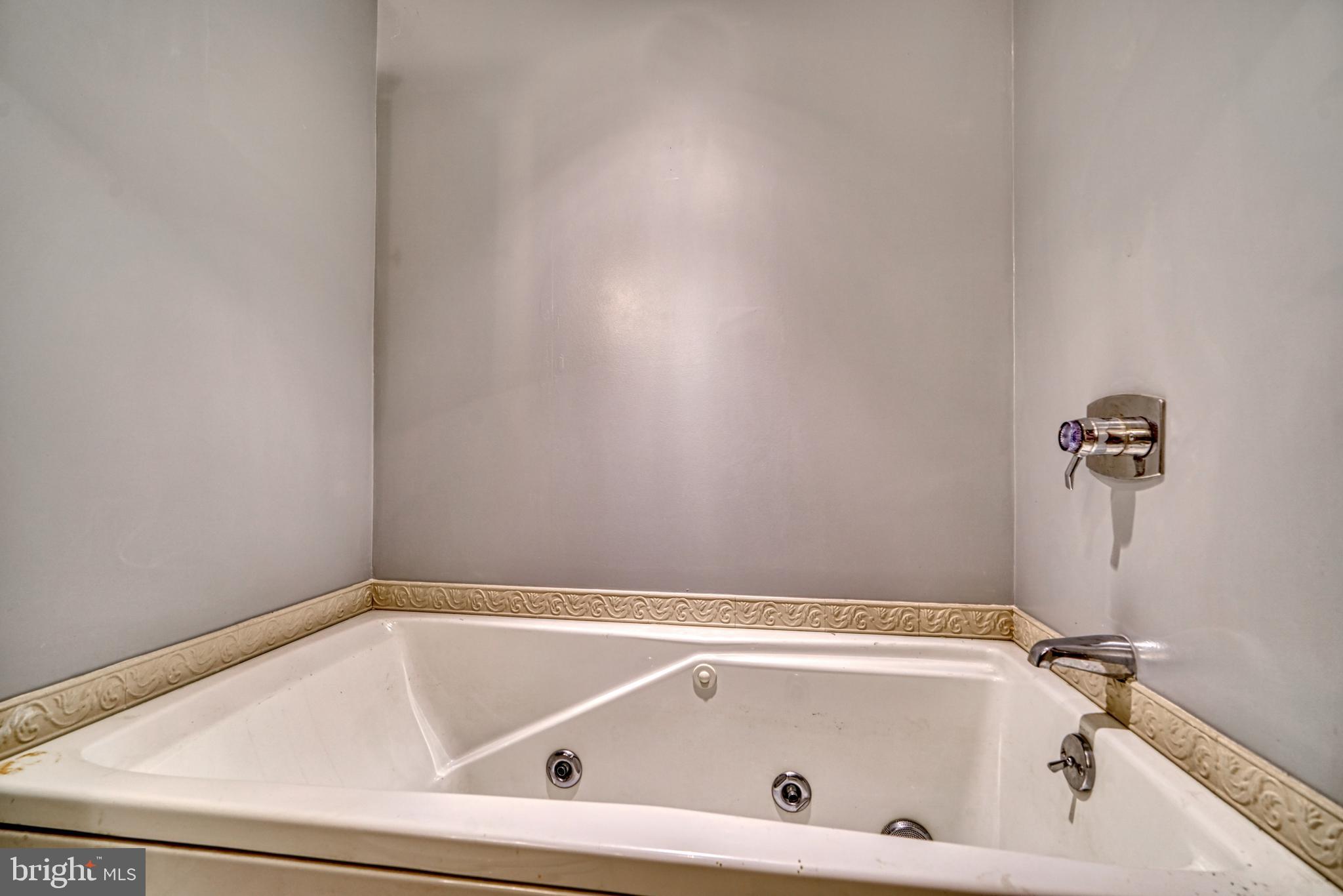 RIDGELY - Residential