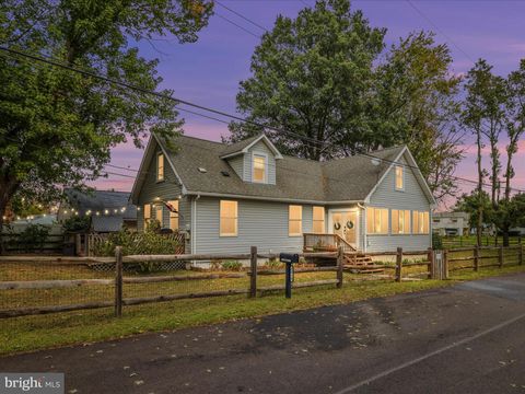 7616 BAY STREET PASADENA MD 21122