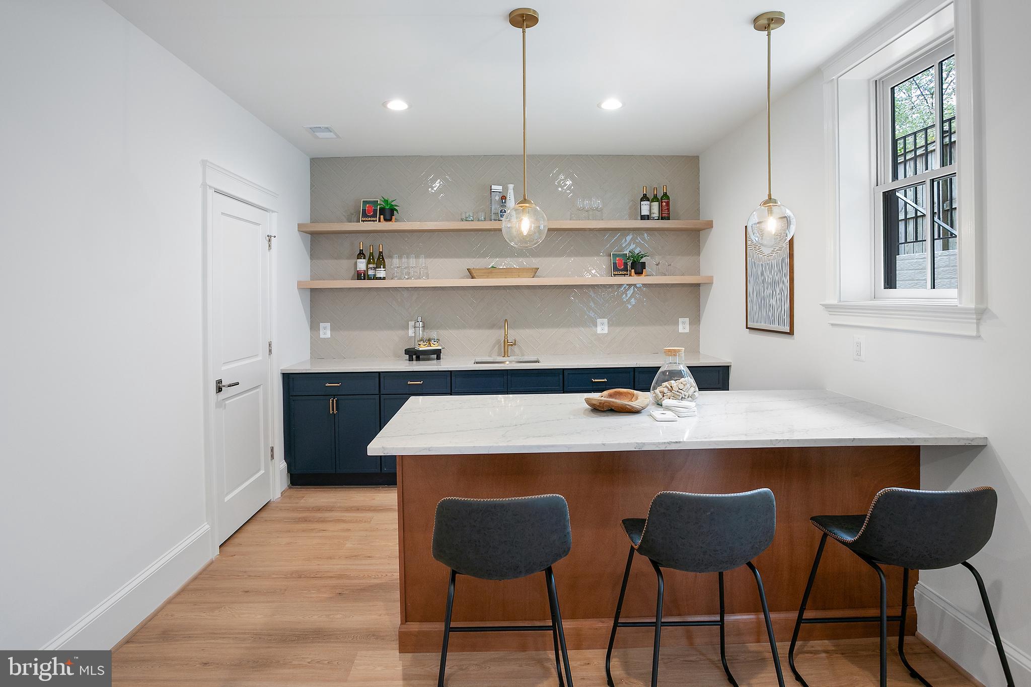 ASHTON HEIGHTS - Residential