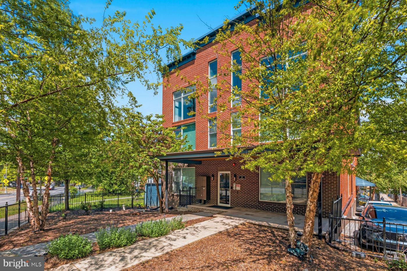 37 MISSOURI AVENUE NW 2