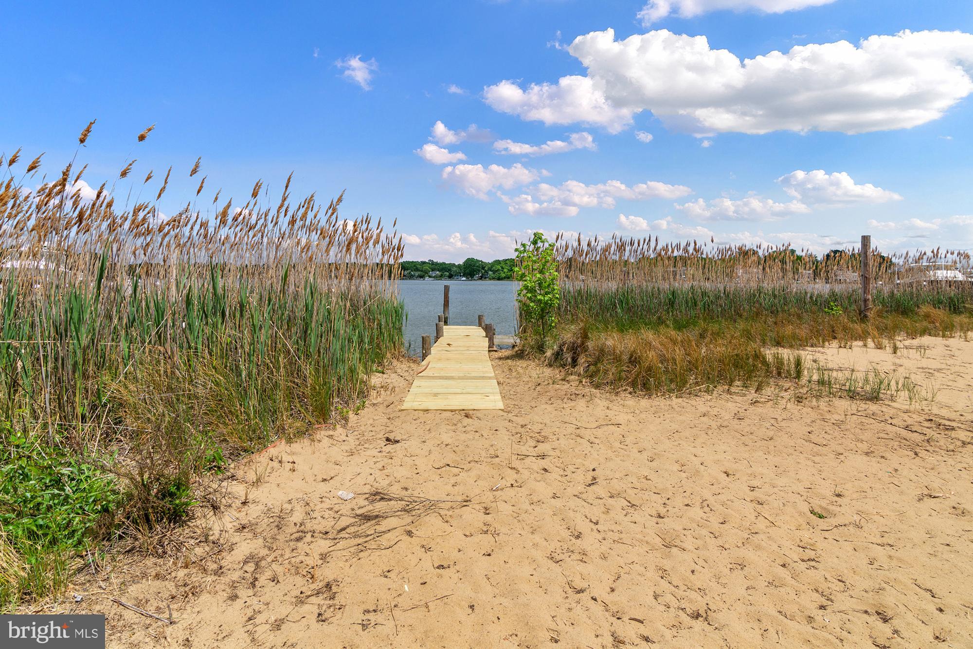 3739 THOMAS POINT ROAD