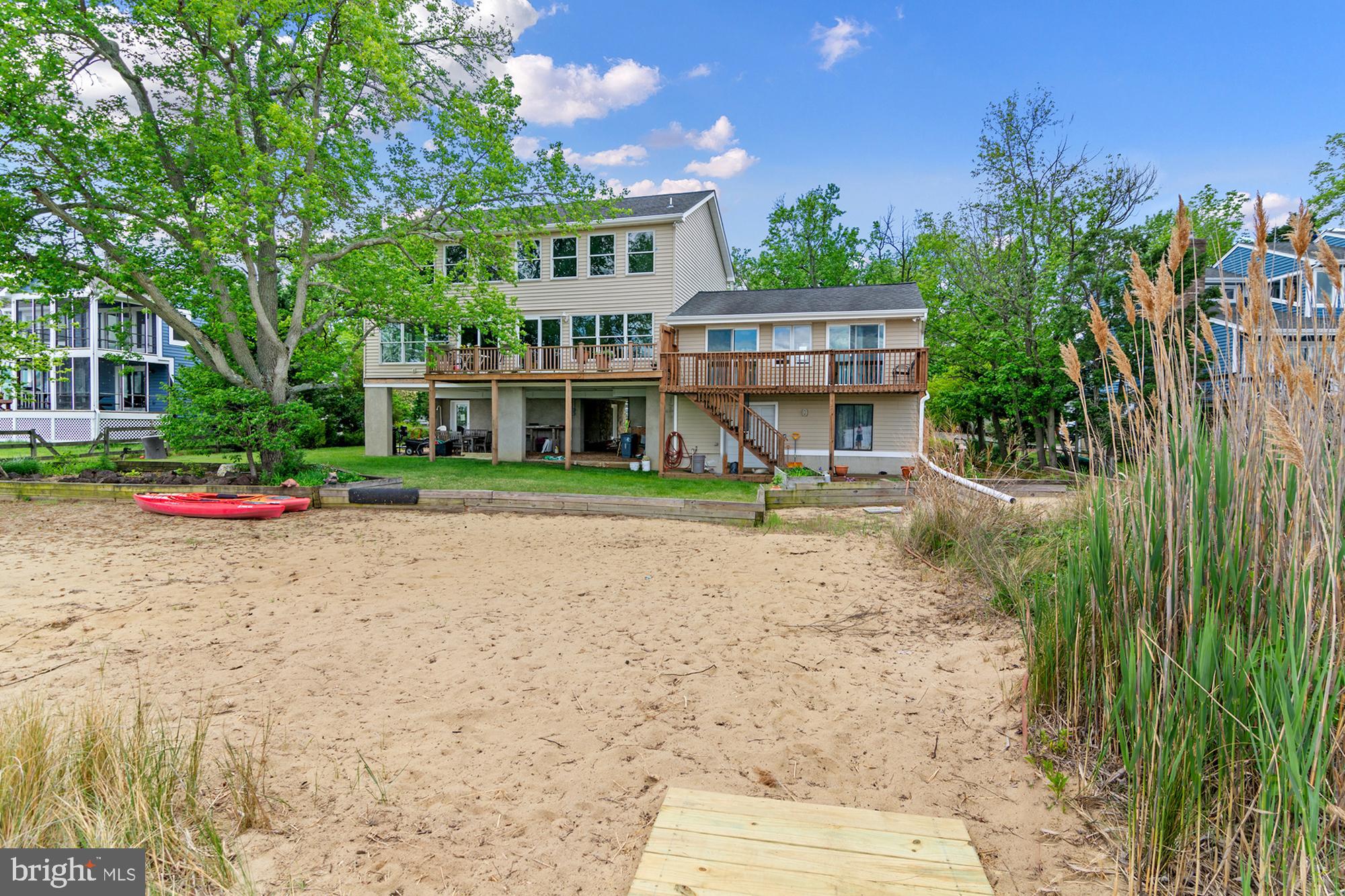 3739 THOMAS POINT ROAD